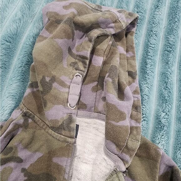 Kids Clothes Bundle - 4T - Picture 9 of 11